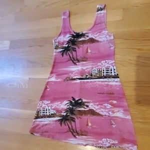 Pink vacation theme top
